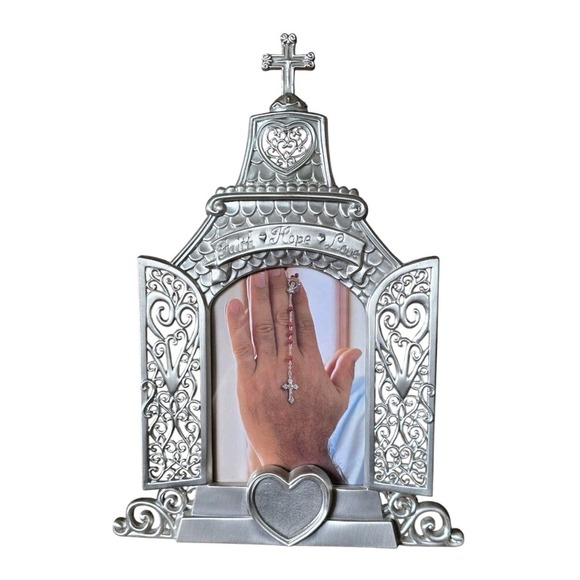 Things Remembered Picture Frame Engraved W/ Faith Hope L 4x6  Silver New No Box - Picture 1 of 5